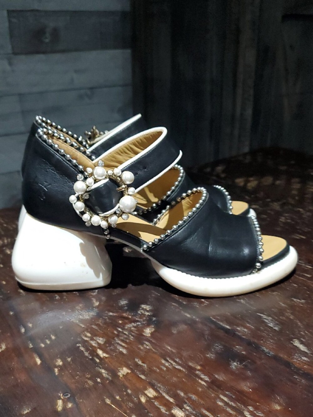 John Fluevog Black White Pearl-Embellished Leather Heels W Studs Platform Chunky - Picture 10 of 15